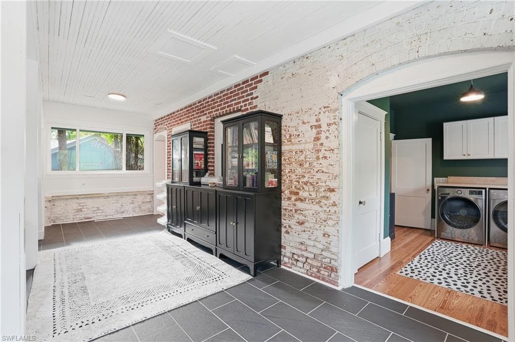1473 Barcelona AVE-21