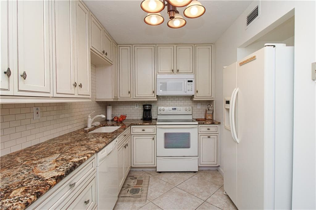 1510 Mainsail DR 7-30