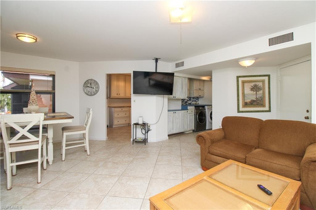 1510 Mainsail DR 7-24