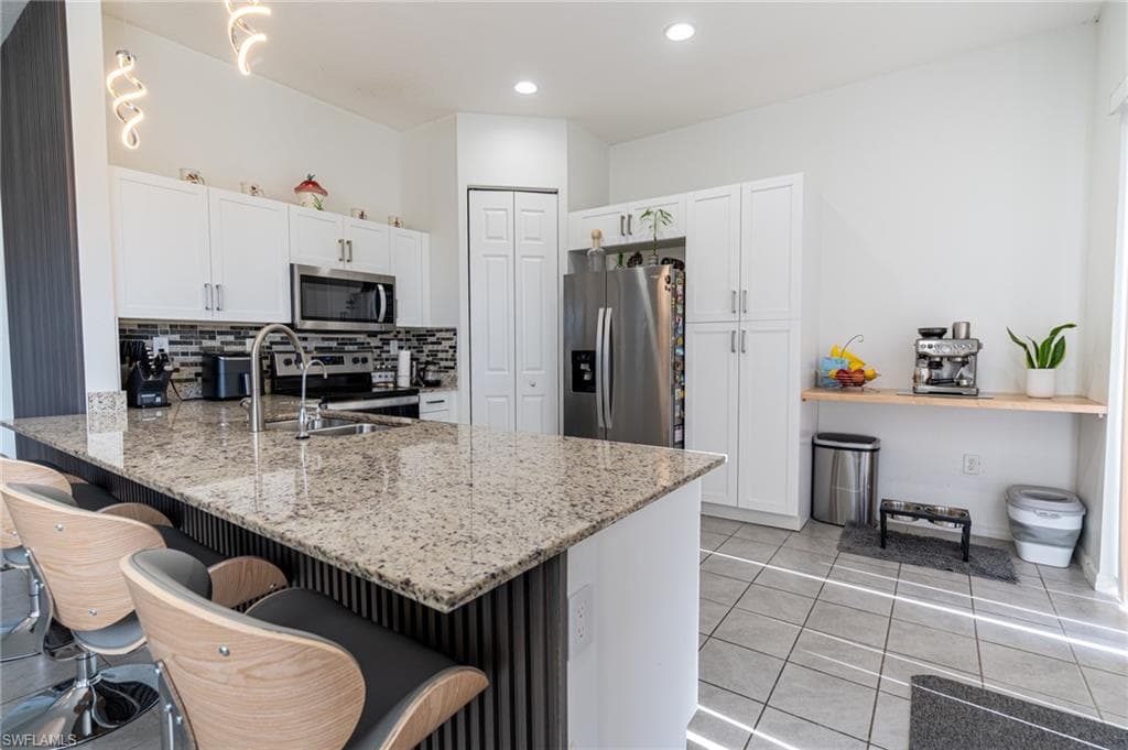 8956 Madrid CIR-12