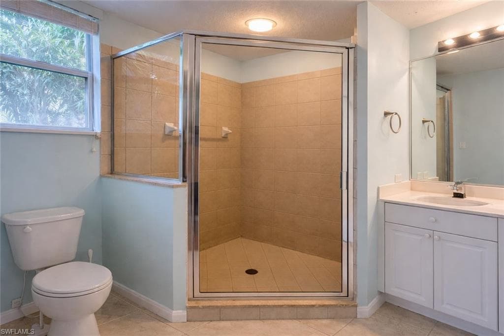 10020 Heather LN 9-904-7