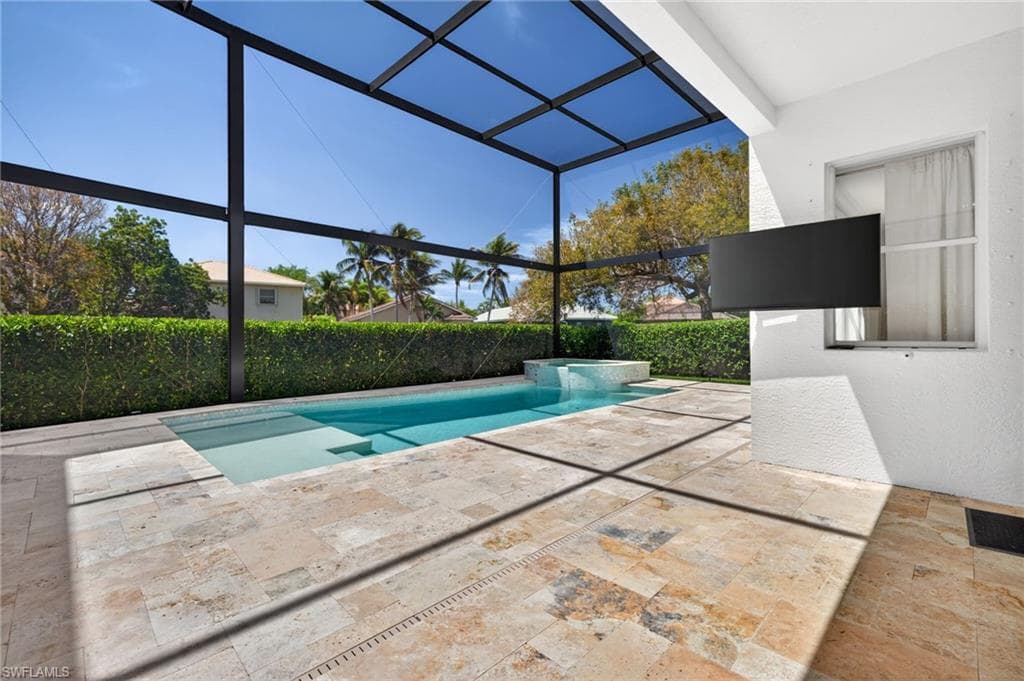 9734 Silvercreek CT-33