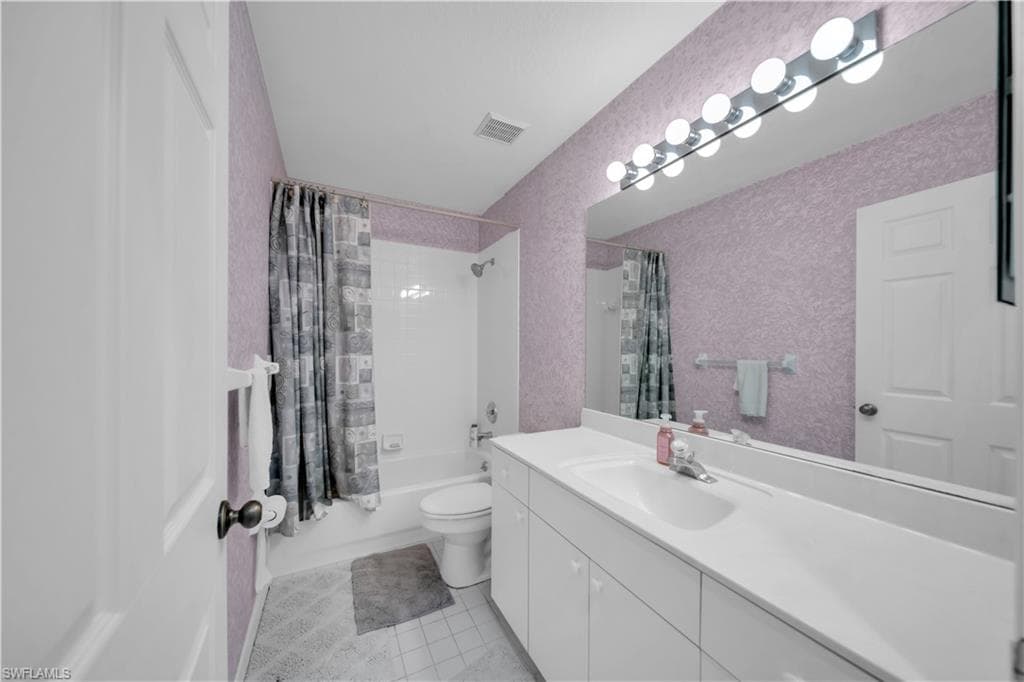 8460 Southbridge DR 3-9