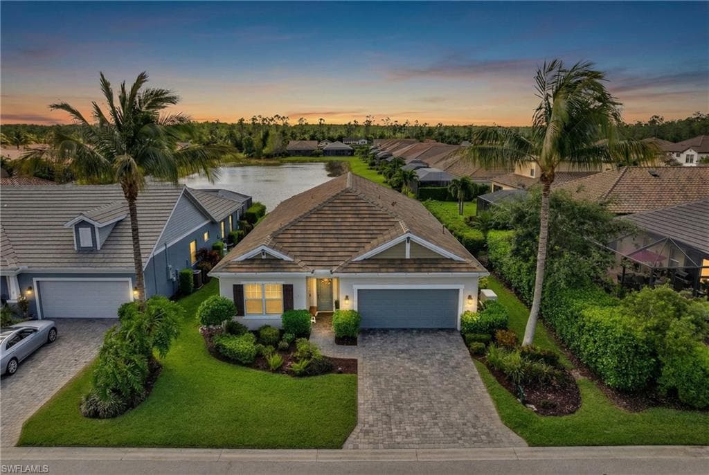 11509 Grey Egret CIR-1