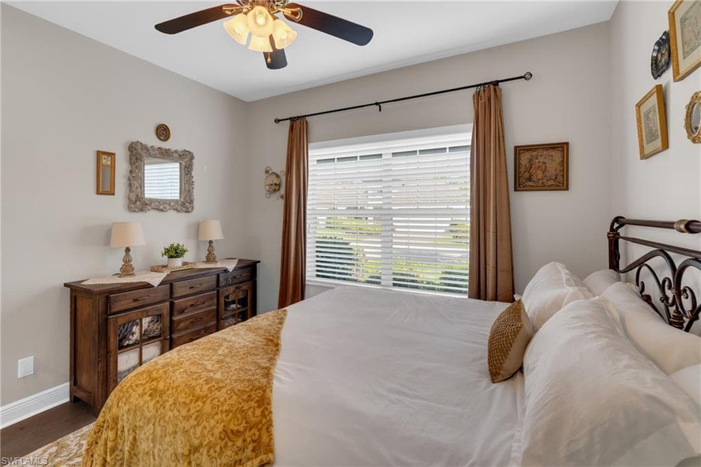 11509 Grey Egret CIR-25
