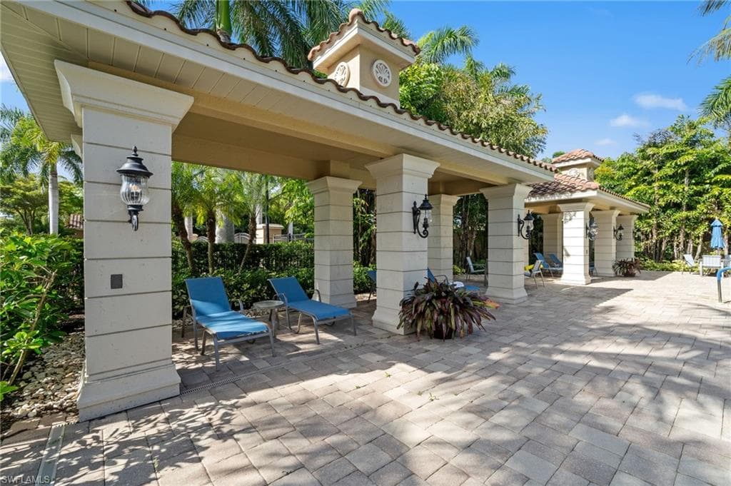 21567 Cascina DR-45