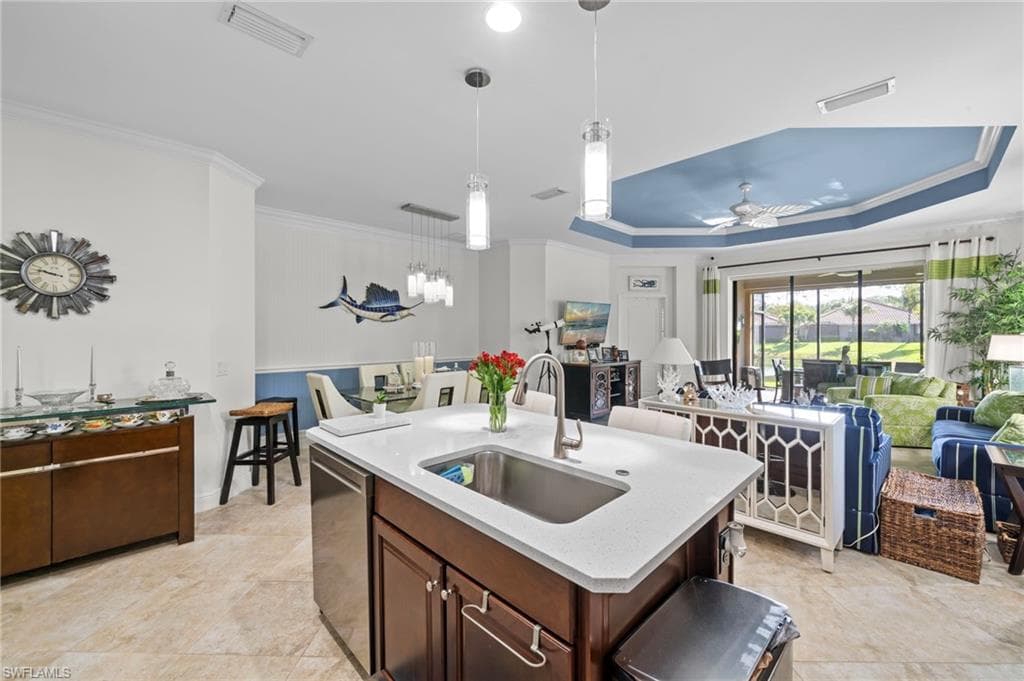 21567 Cascina DR-15