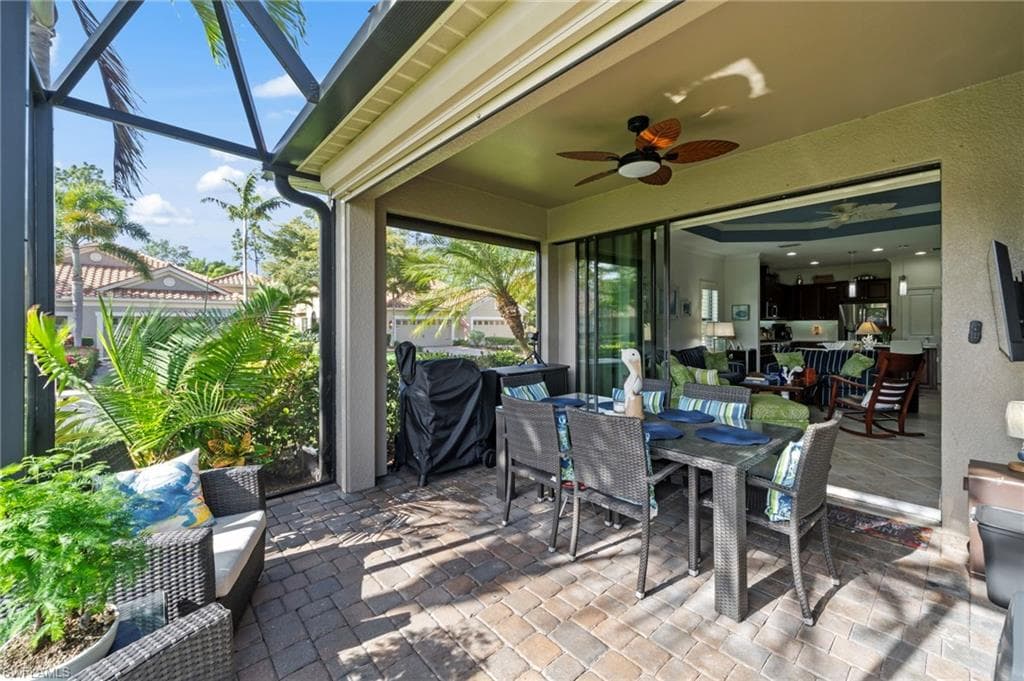 21567 Cascina DR-32