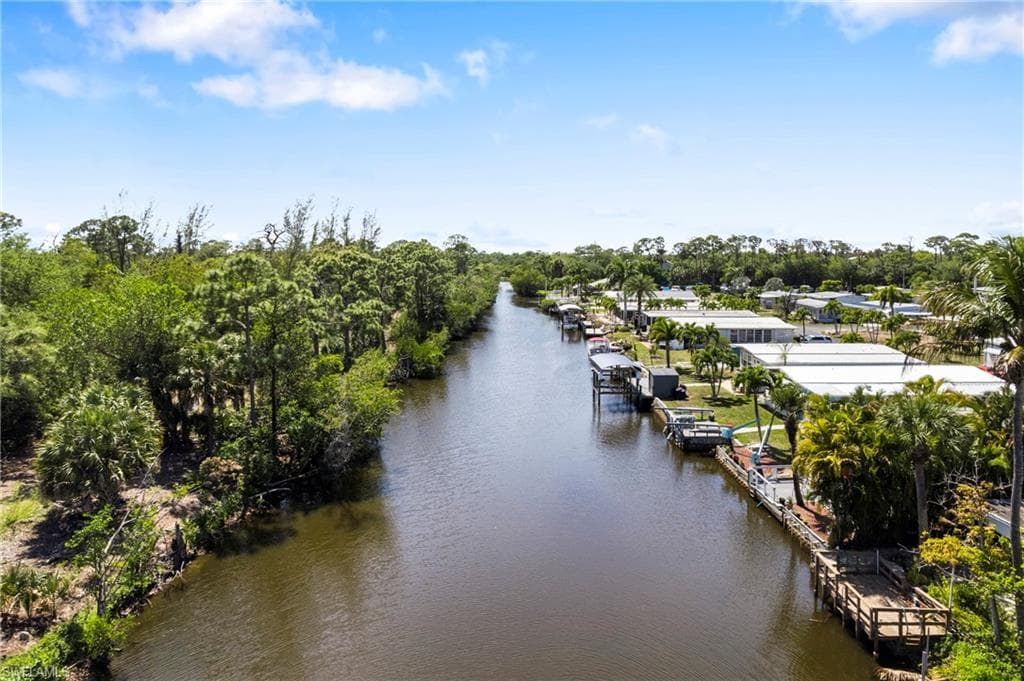 108 Windjammer WAY-26