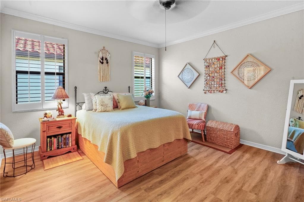 11597 Golden Oak TER-16