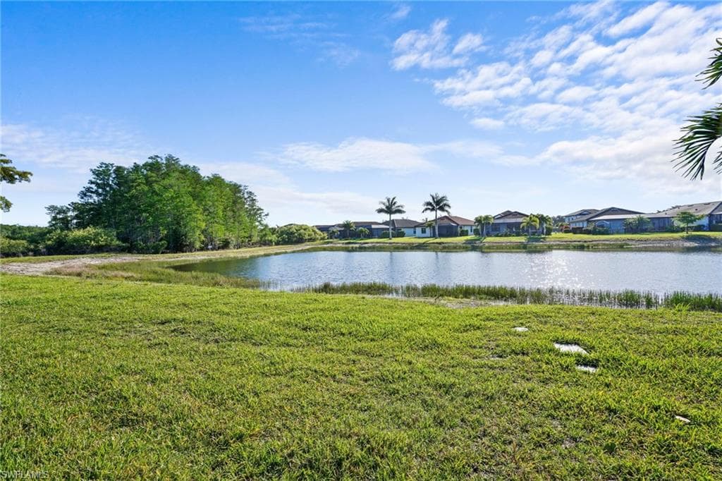 11597 Golden Oak TER-27