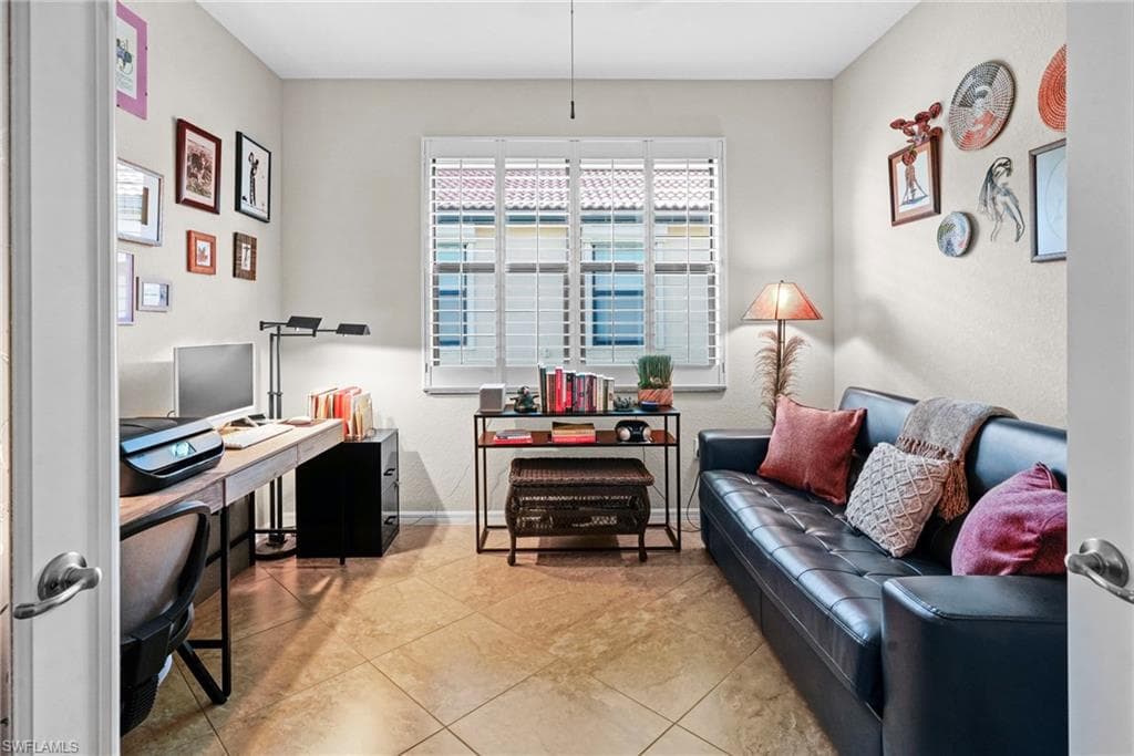 11597 Golden Oak TER-14