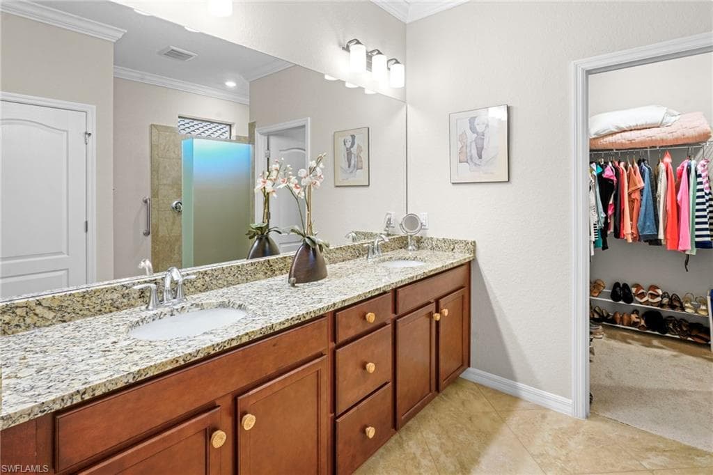 11597 Golden Oak TER-18