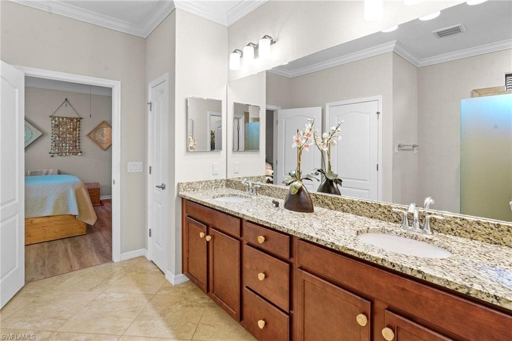 11597 Golden Oak TER-20