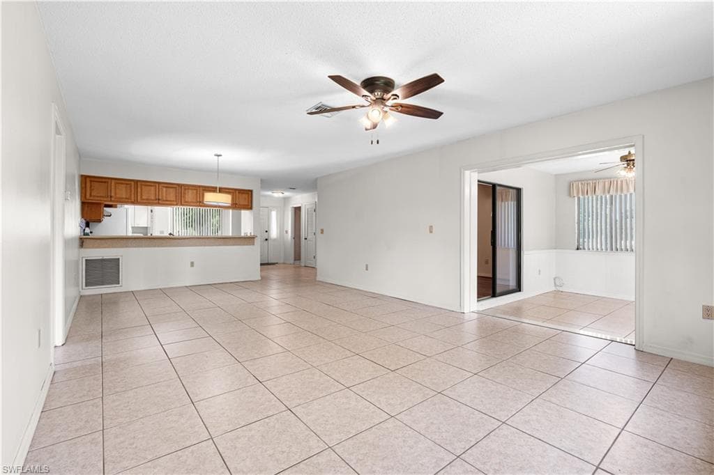 2906 Waterwood DR-15