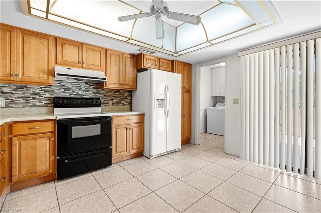 2906 Waterwood DR-9