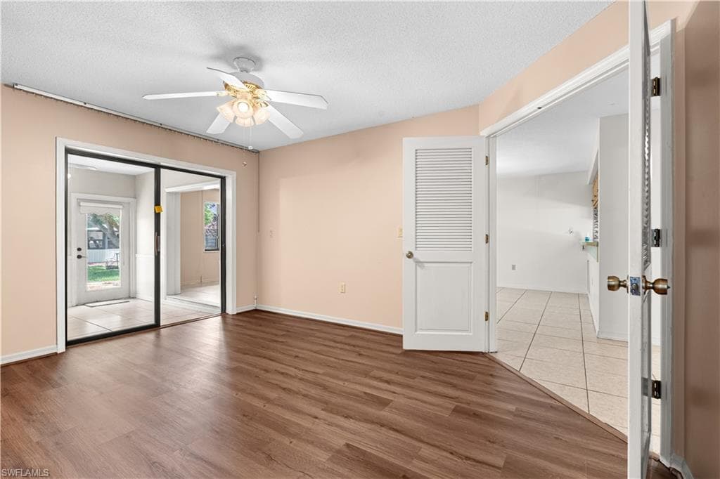 2906 Waterwood DR-17