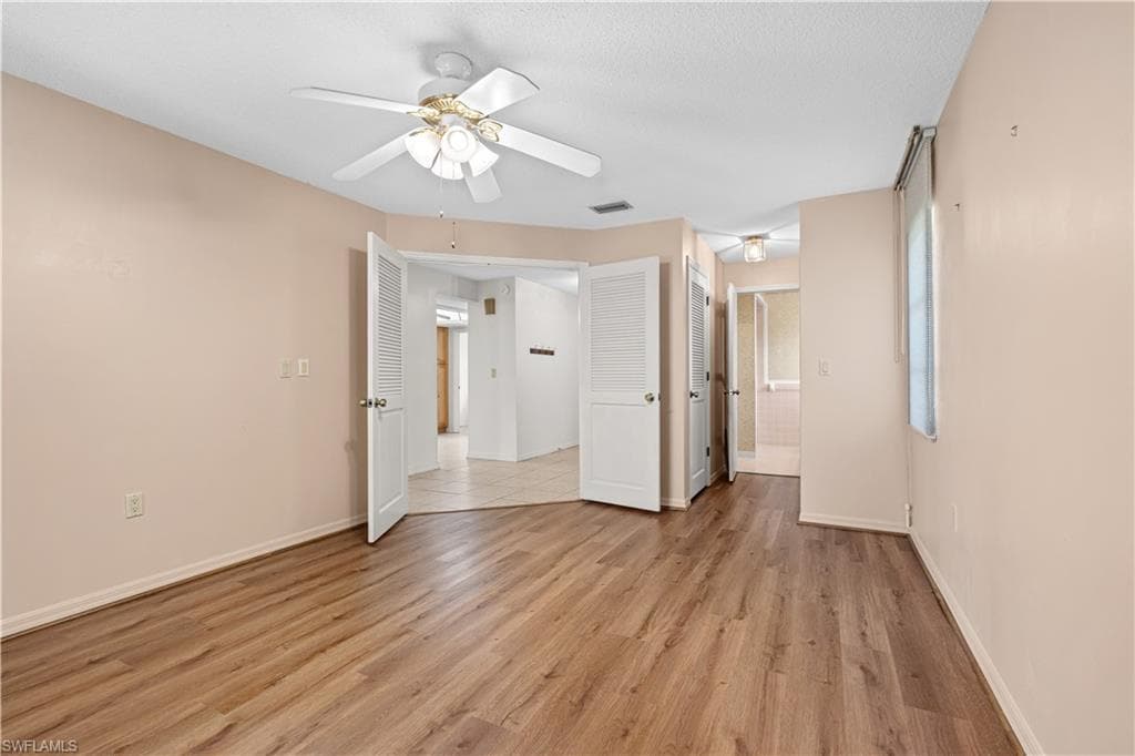 2906 Waterwood DR-18