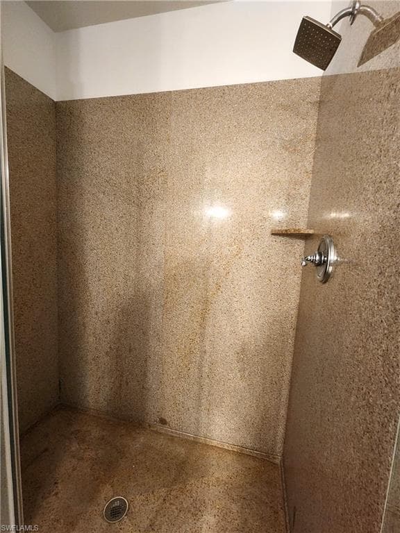 1256 Carpazi CT 502-16