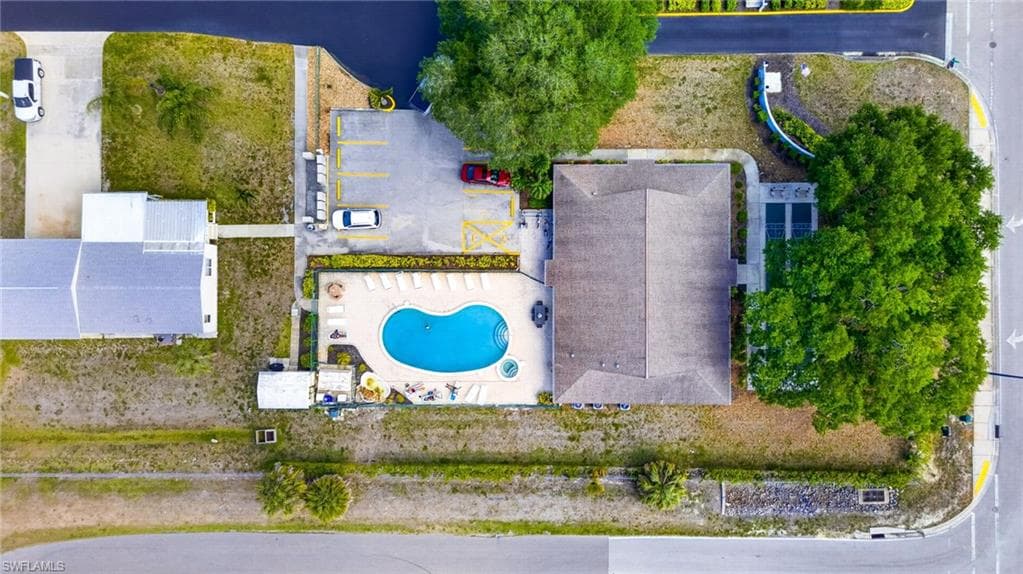 10220 Wales LOOP-25