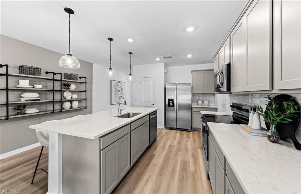 27897 Radiant CT-9
