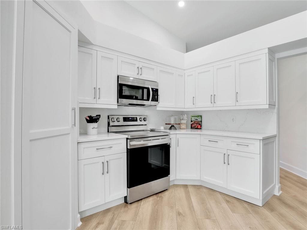 2474 Outrigger LN-12