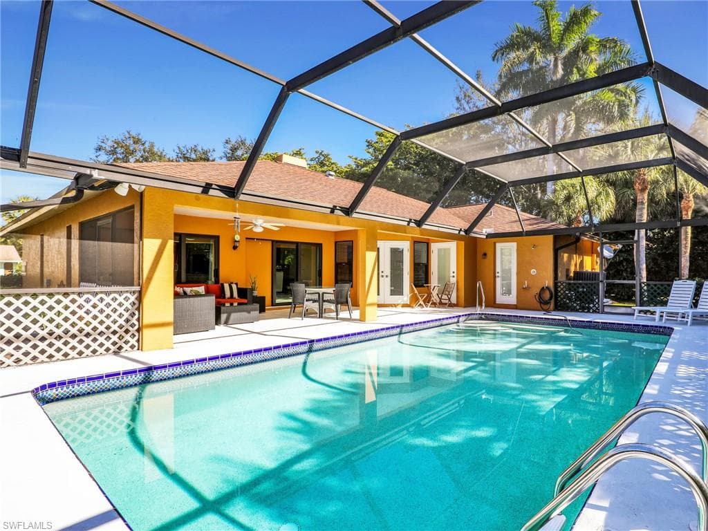 2474 Outrigger LN-33