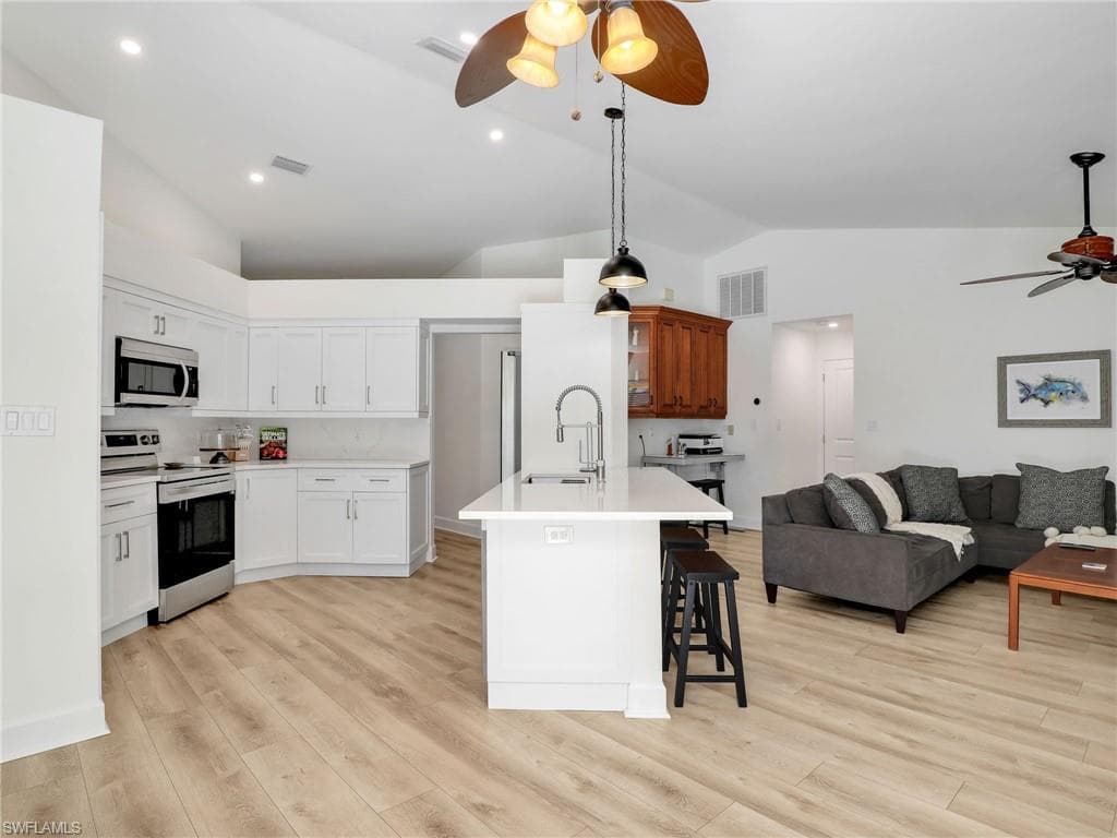 2474 Outrigger LN-9
