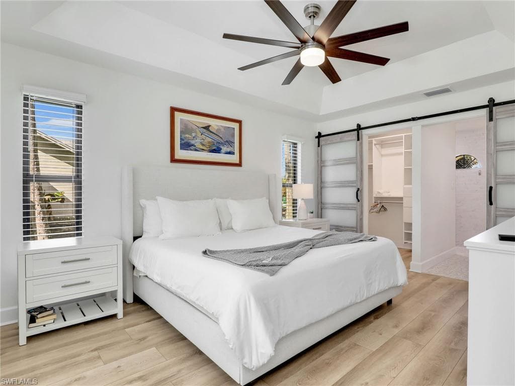 2474 Outrigger LN-18
