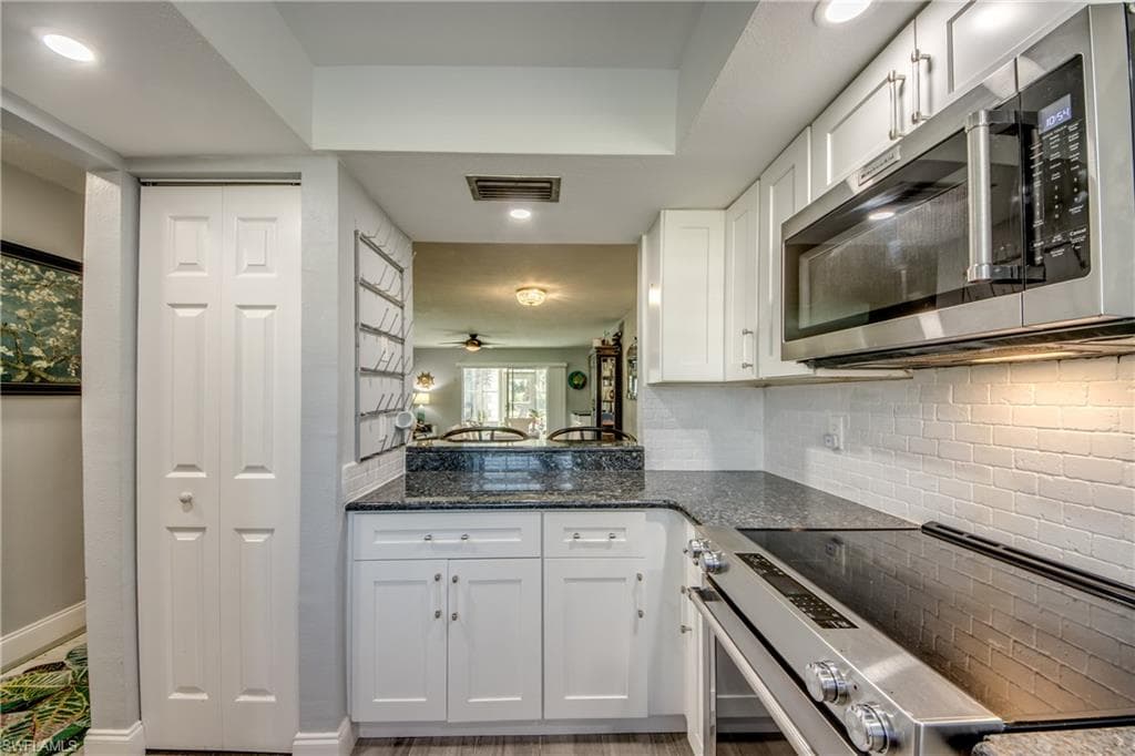 7050 Nantucket CIR 1-11