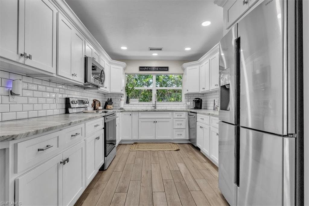 6723 Avenue C-15