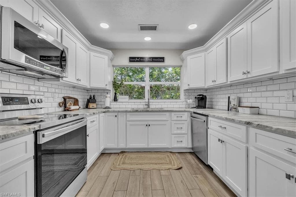 6723 Avenue C-17