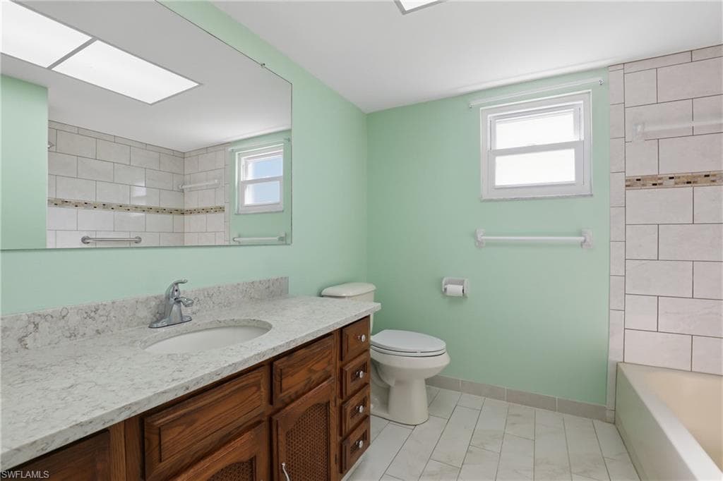12878 Iona RD-23