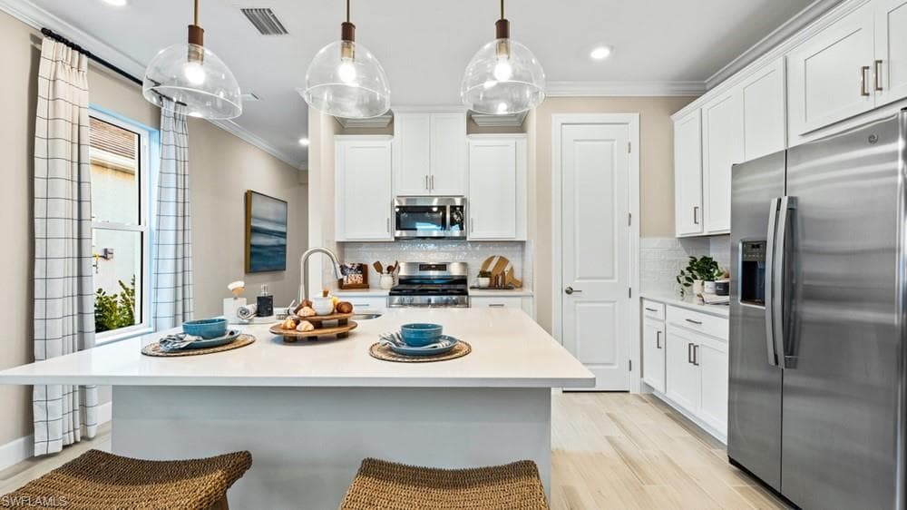 26937 Lark CT-4