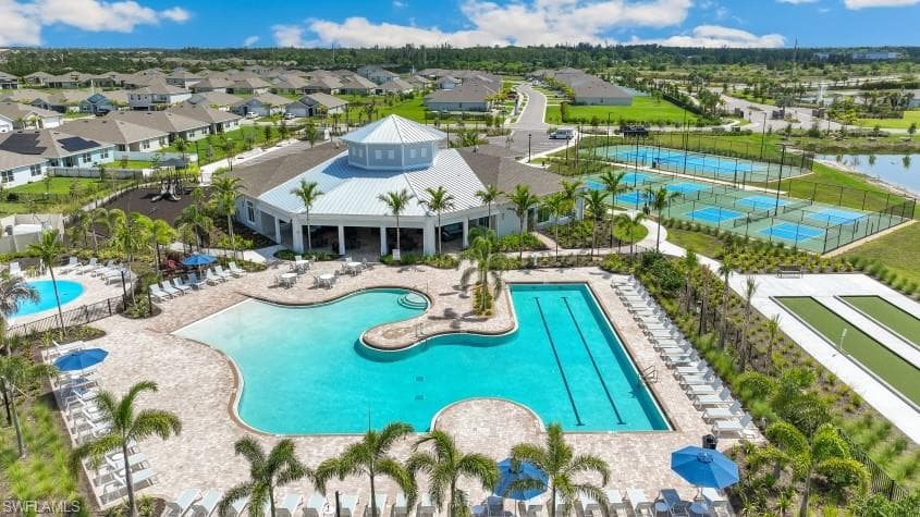 2674 SOFT CORAL WAY-42