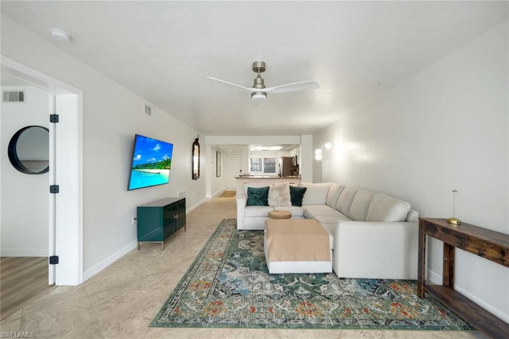 15171 Cedarwood LN 3105-11
