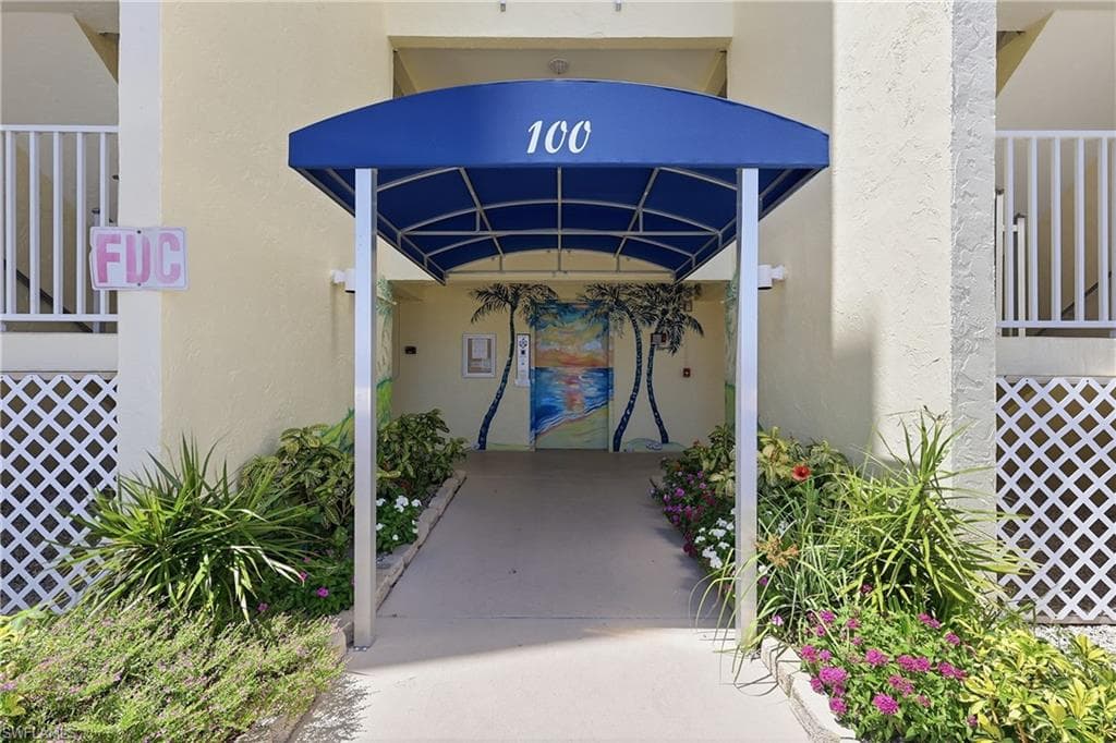 100 Estero BLVD 434-5