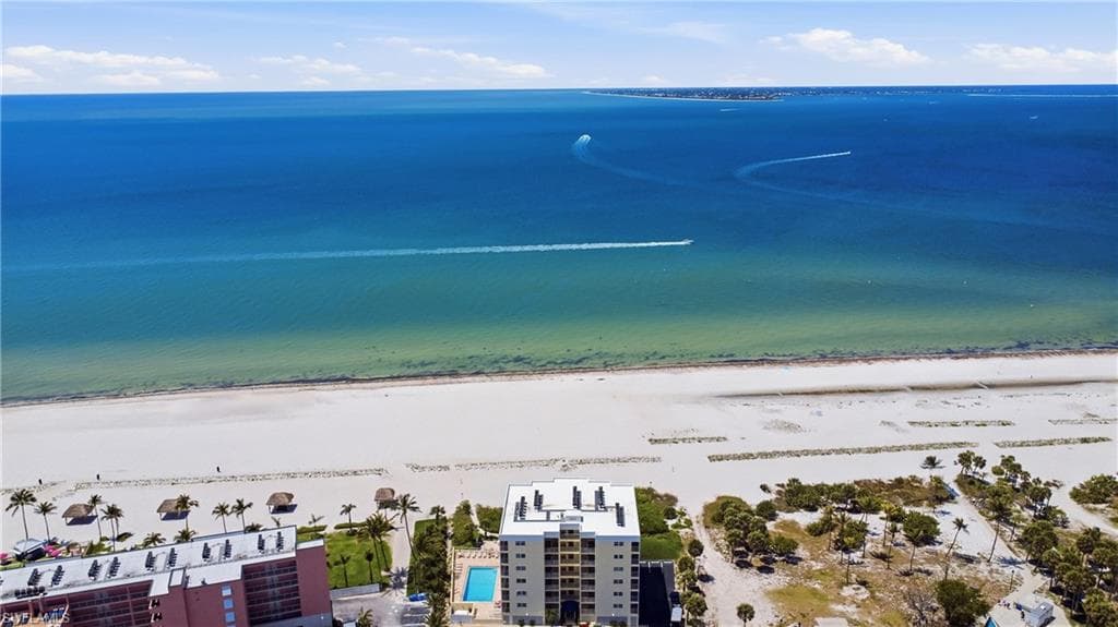100 Estero BLVD 434-45