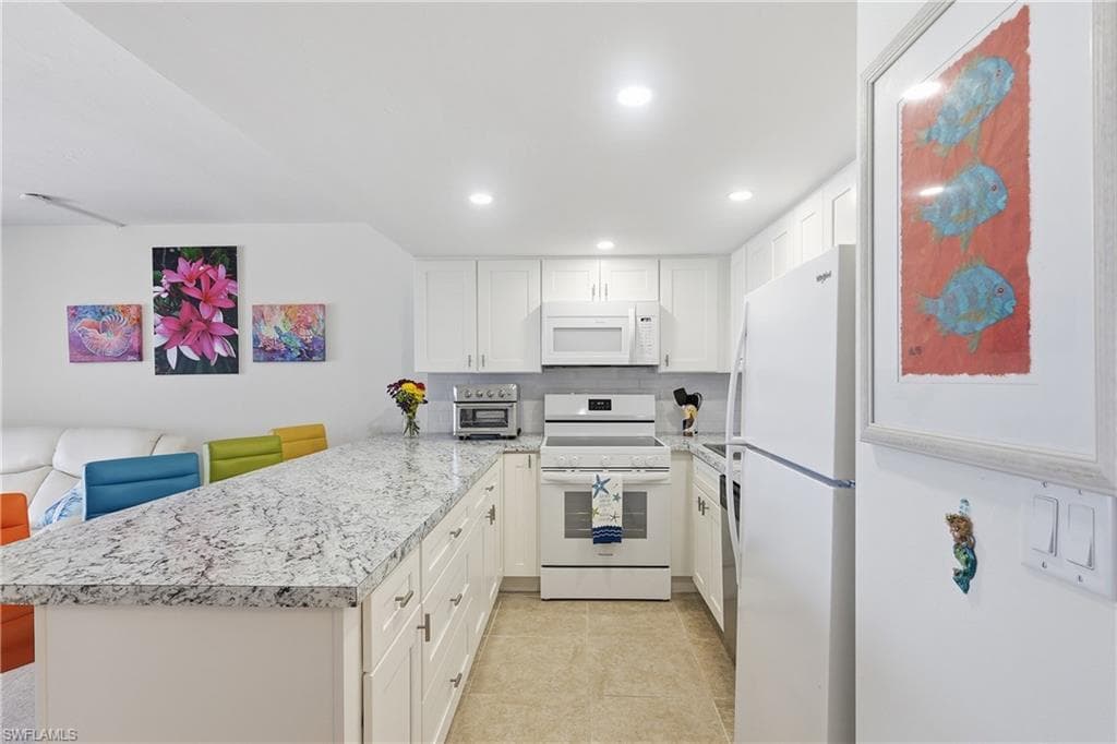 100 Estero BLVD 434-11