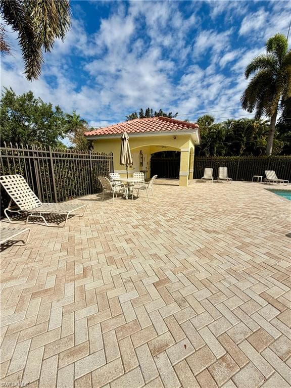 4381 Lazio WAY 502-26
