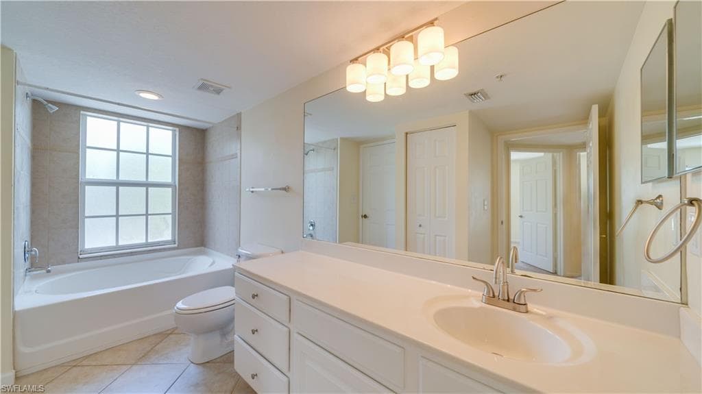 4105 Residence DR 709-17