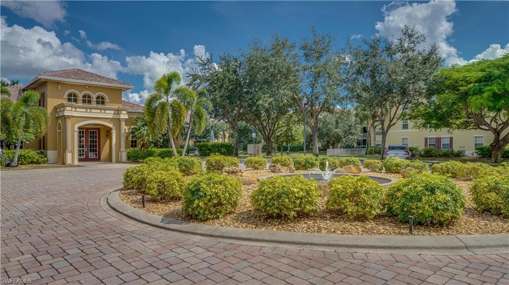 4105 Residence DR 709-20