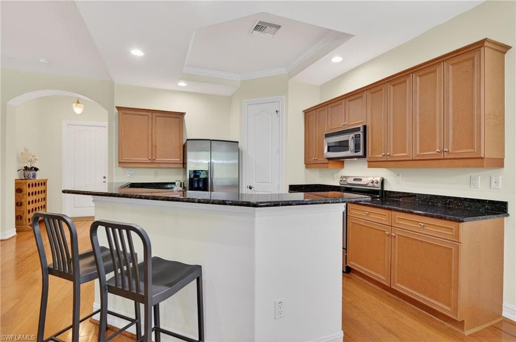 1454 Serrano CIR-8