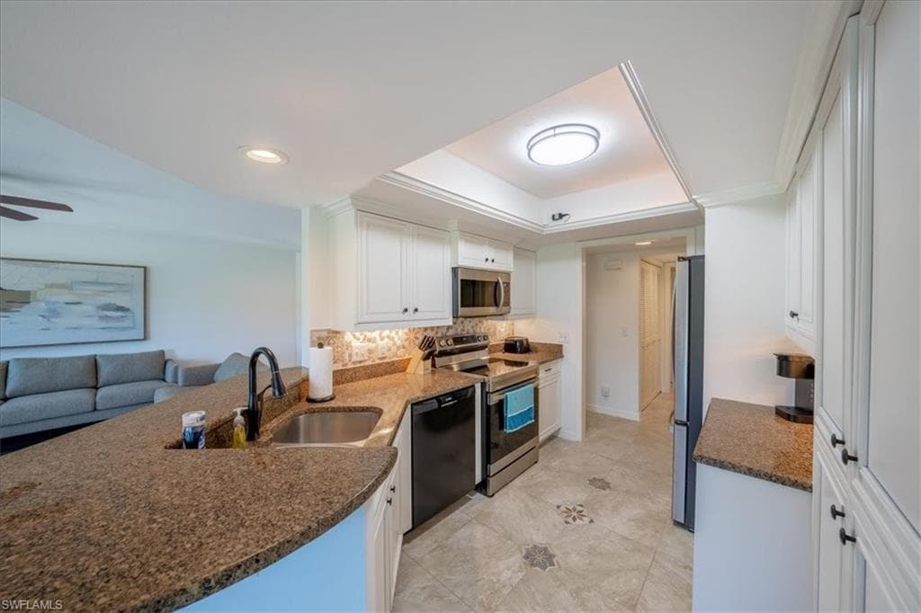 792 Eagle Creek DR 101-10
