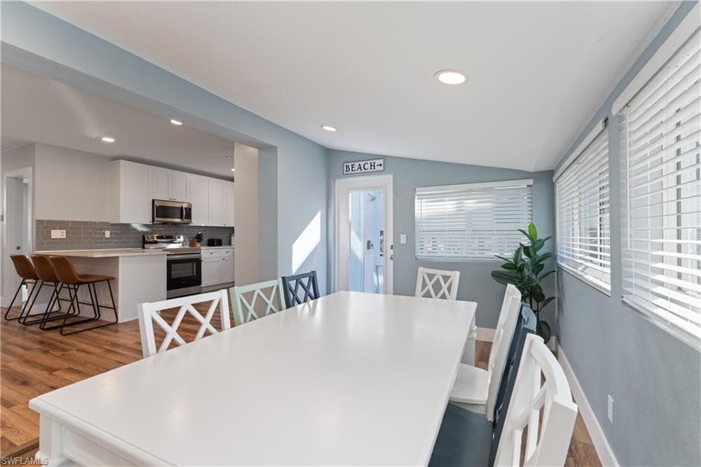 6030 Estero BLVD-19