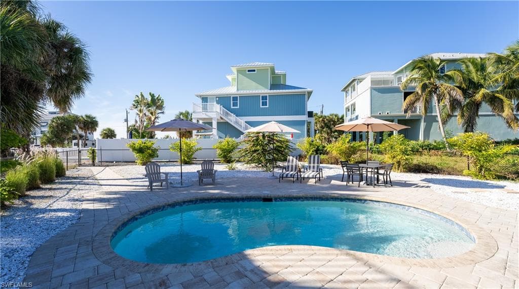 6030 Estero BLVD-38