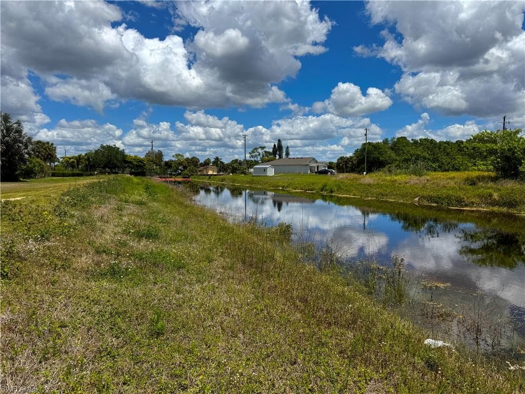 117 Shadow Lakes DR-32