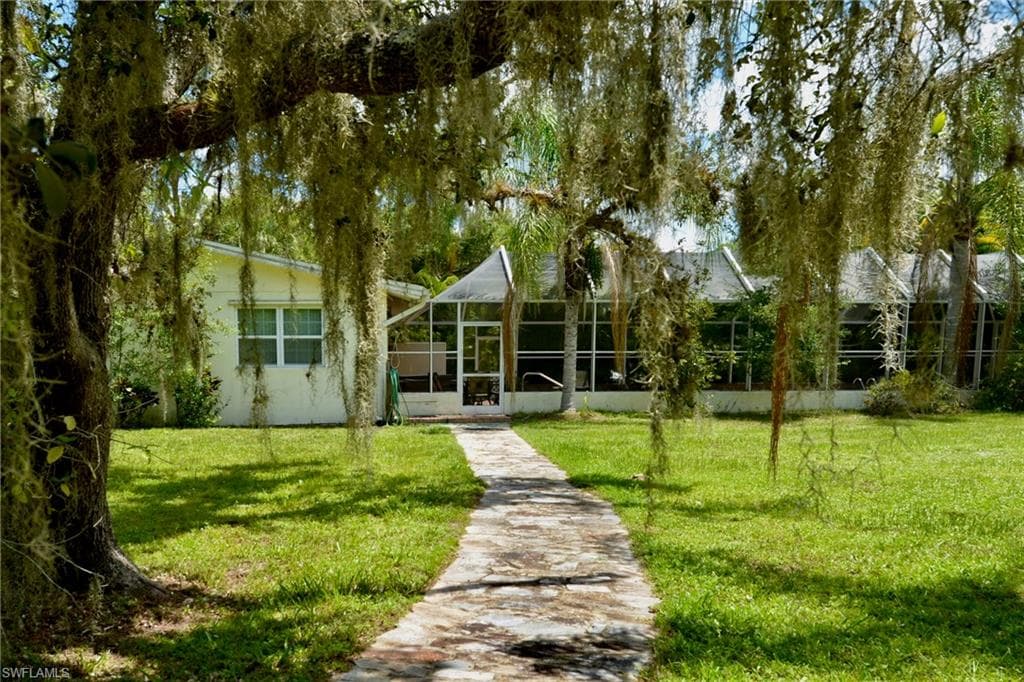 18220 Elmwood DR-1