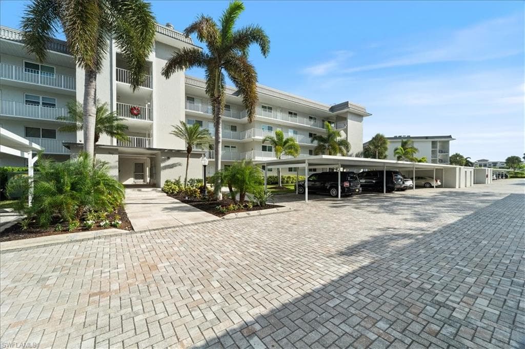 307 Goodlette-Frank RD S B202-1