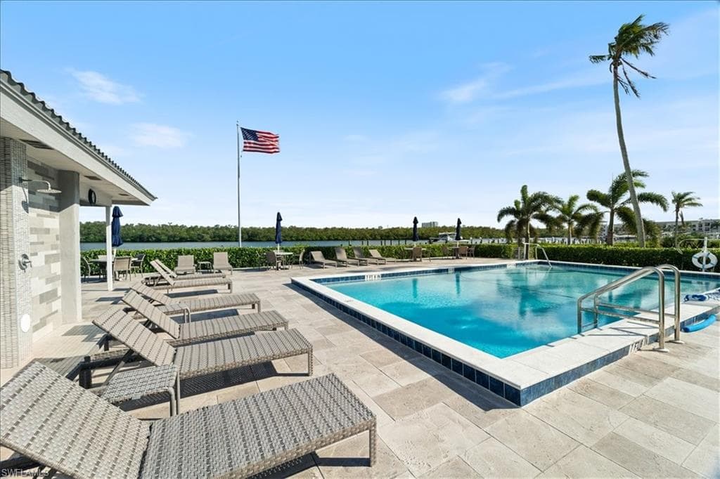 307 Goodlette-Frank RD S B202-3